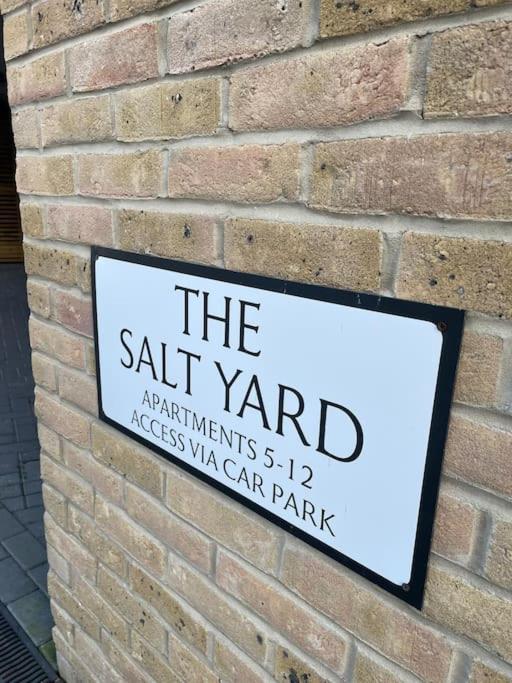 Salt Yard Apartment, Parking And Terrace,